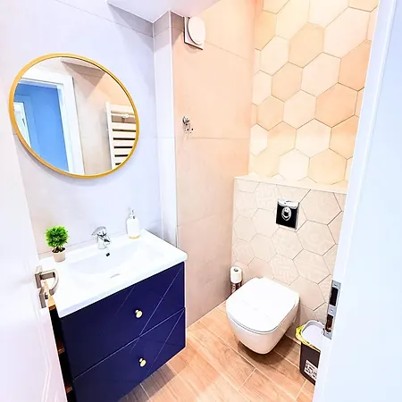 Velvet Blush - Mamaia Nord Apartman Năvodari