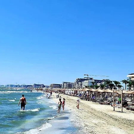 Velvet Blush - Mamaia Nord Apartman